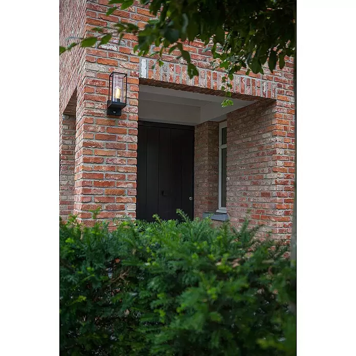 Lutec Solar-Außenwandleuchte FLAIR - 40 W, L x B x H: 17,2 x 12 x 31,3 cm, IP44, Nach oben gerichtet - Stimmungsaufnahme