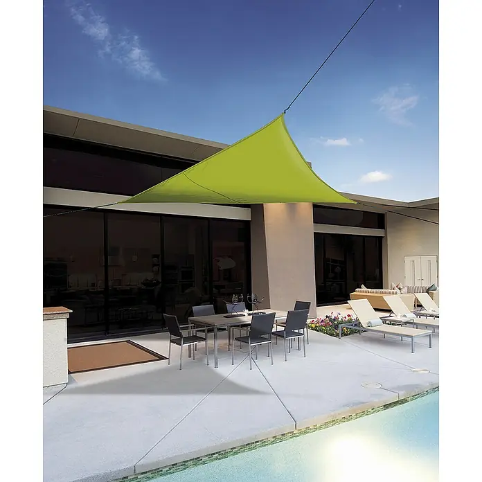 Nortene Toldo vela SUN-NET kit - 3,6 x 3,6 m, Verde, Triangular - Terraza moderna con vela de sombra para relajarse junto a la piscina.