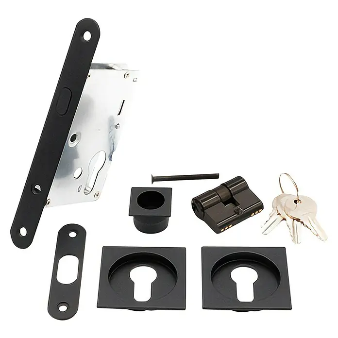 GDK Juego de cerradura de puerta corredera con bombín - An x Al: 16 x 160 mm, Negro, Cuadrado - La imagen muestra un conjunto de cerradura de puerta con manija, cilindro, llaves y rosetas, todo en negro y plata.