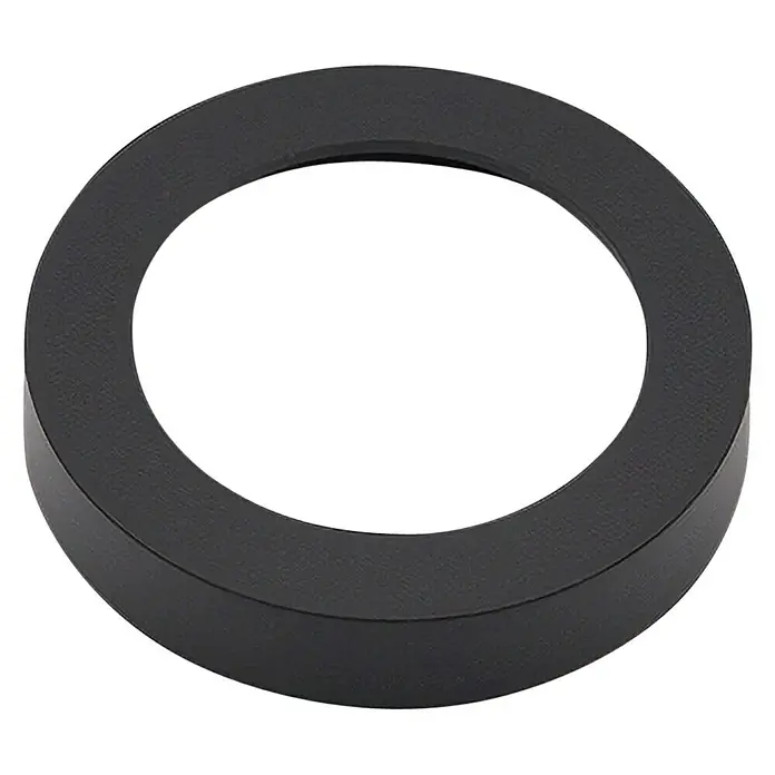 GDK Roseta A02-SA - Negro - Primer plano de una base redonda negra mate con una gran abertura circular en el centro, ideal para una lámpara o un accesorio de iluminación.
