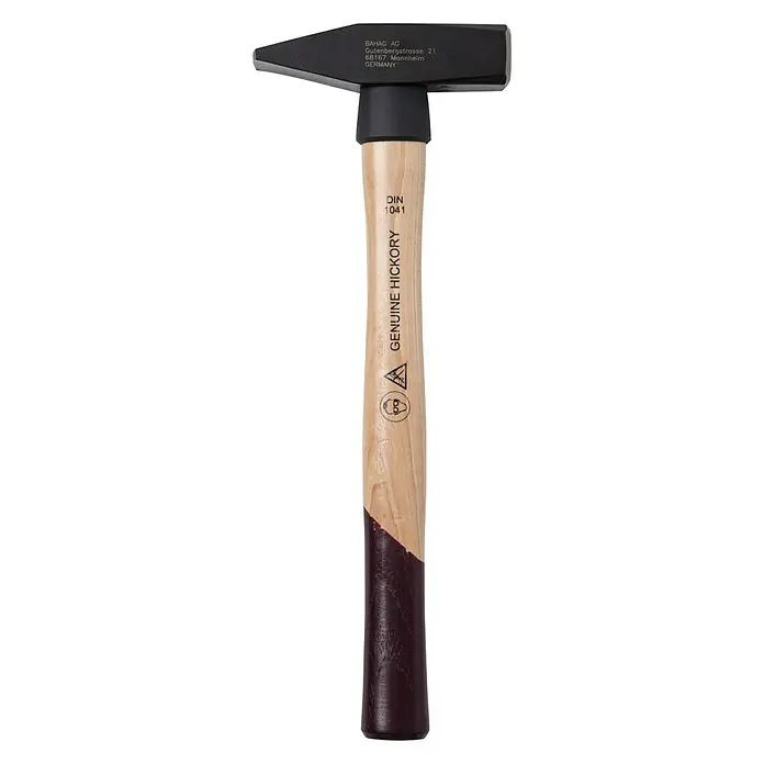 Wisent Martillo de cerrajero - 400 g, Acero, Mango de madera nogal - En la imagen se muestra un martillo de cerrajero Bahco con una cabeza de acero de alta calidad y un mango de madera de nogal americano.