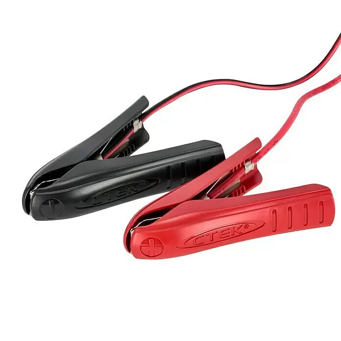 CTEK Automatik-Ladegerät MXS 5.0 EU - Ladestrom: 5 A, Kapazität: 1,2 Ah - 110 Ah - Rote und schwarze Batterieklemmen mit Kabeln für Autobatterieanschlüsse.