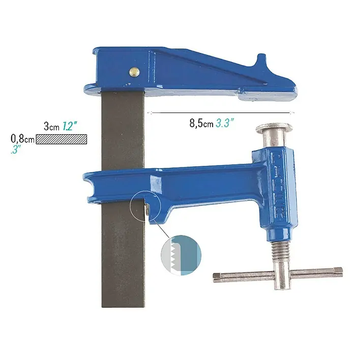 Piher Sargento E-30 - Anchura de sujeción: 300 mm, Fuerza de tensión: 9.000 N, Apertura máxima: 85 mm - Un sargento de barra azul con detalles de dimensiones y una vista detallada ampliada de las estrías para una mejor visualización.