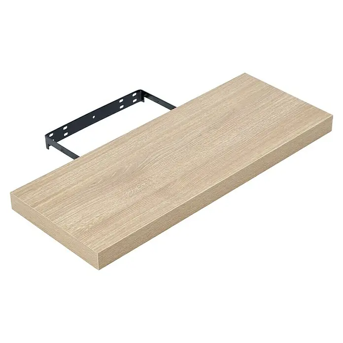 Regalux Estante flotante - L x An x Al: 23,5 x 60 x 3,8 cm, Roble, Carga soportada: 12 kg - Primer plano de un estante flotante con aspecto de madera con soporte metálico, que muestra una estética de diseño moderno y minimalista.