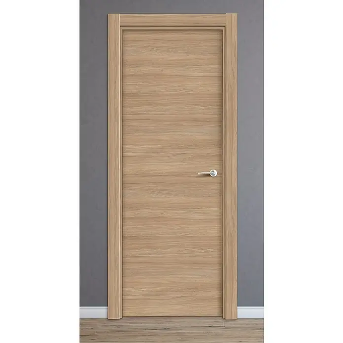 Solid Elements Puerta interior Roble Urban - 62,5 x 203 cm, Izquierda, Roble claro, Maciza - Elegante puerta de madera con diseño liso y manija plateada, ideal para interiores modernos. La puerta complementa el fondo gris a la perfección.