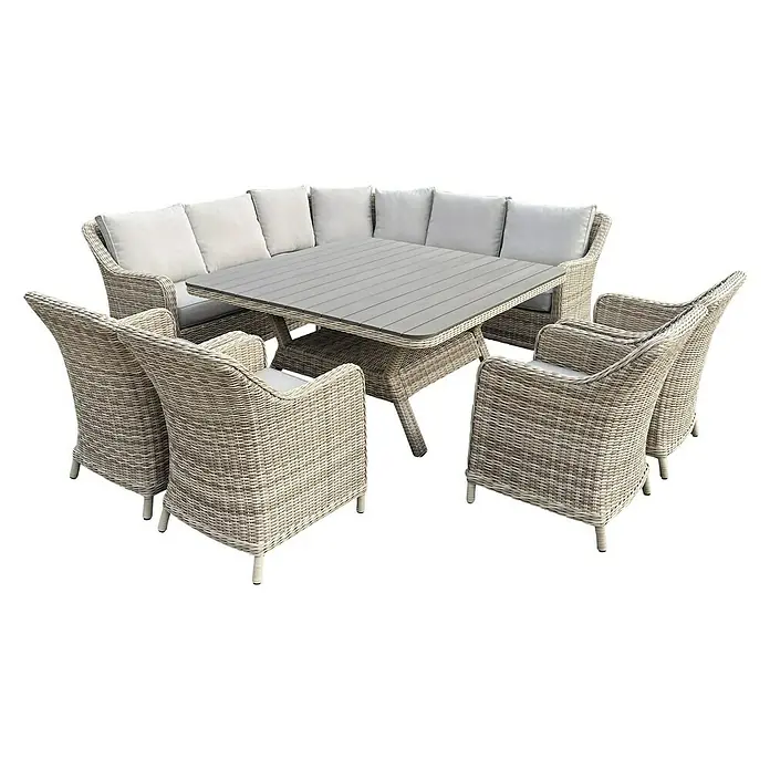 Sunfun Conjunto de muebles Milwaukee - 8 pzs., Ratán sintético, Arena - Un elegante conjunto de muebles de exterior con una mesa gris y cómodas sillas con cojines, ideal para cenar al aire libre.