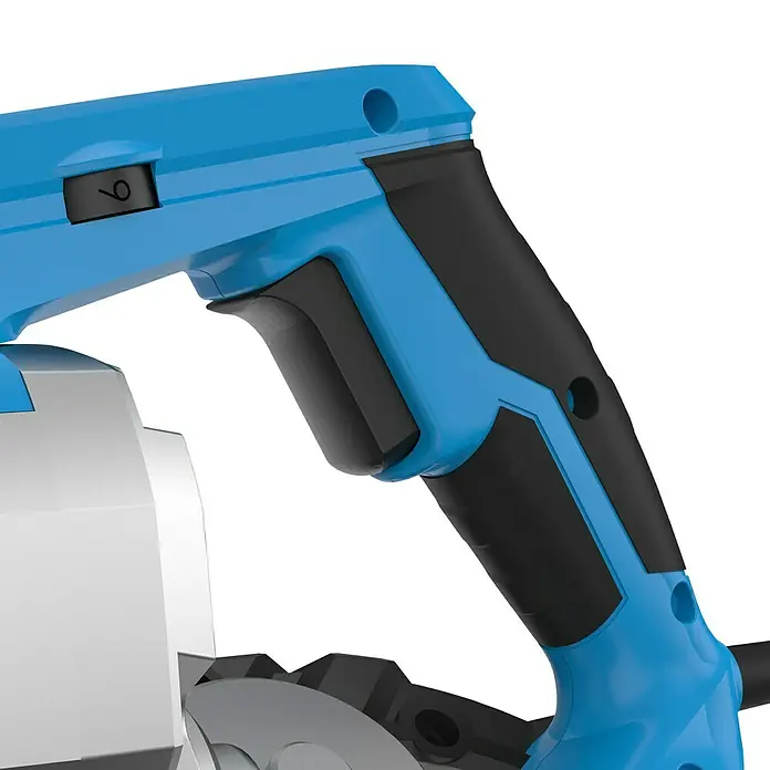 Güde Metallbandsäge MBS 1100 - 1.100 W - Detailaufnahme einer blauen elektrischen Kreissäge, die das ergonomische Design des Griffs hervorhebt.