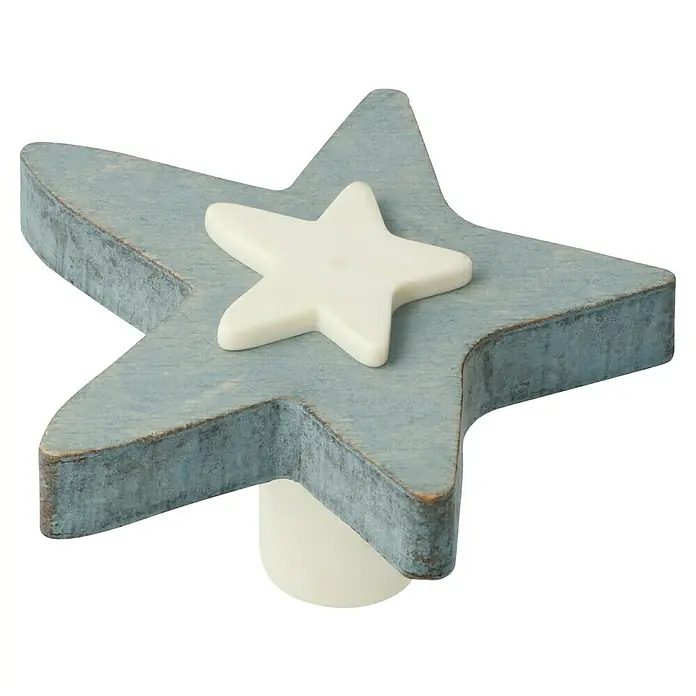 Möbelknopf-Set Stern - 2 Stk., Typ Möbelgriff: Knopf, Ø x H: 60 x 32 mm, Holz, Lackiert - Nahaufnahme eines blauen Sternknopfes mit einem kleineren weißen Stern darauf, ideal für Möbel oder Dekoration.