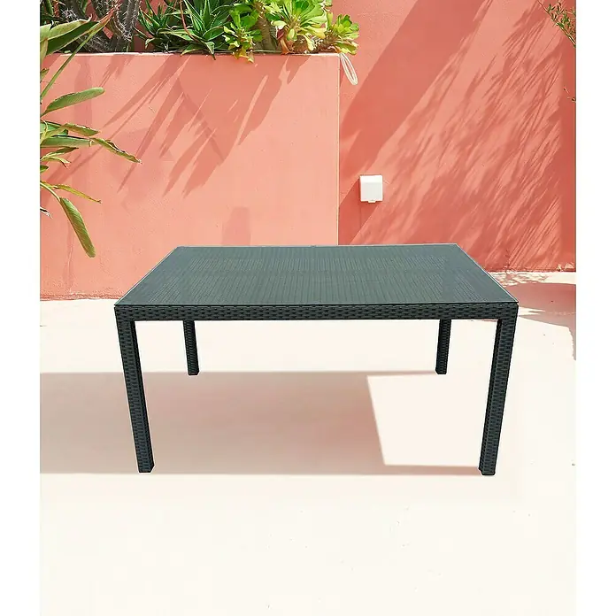 Sunfun Mesa de jardín Neila - L x An x Al: 150 x 100 x 75 cm, Aluminio/Ratán sintético, Gris plata - Mesa de comedor de exterior de ratán negro en un patio, ideal para comer al aire libre y relajarse en el jardín.