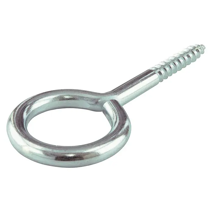 Suki Hembrilla cerrada - Ø x L: 6 x 10 mm, 1 ud., Zincado - Primer plano de un tornillo de ojo galvanizado sobre un fondo negro. Perfecto para asegurar accesorios.