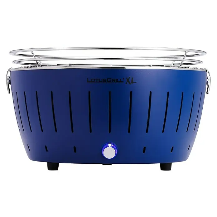 LotusGrill Holzkohlegrill XL - Durchmesser Grillfläche: 43 cm, Tiefblau - Nahaufnahme eines blauen LotusGrill XL Holzkohlegrills mit silberfarbenem Grillrost.