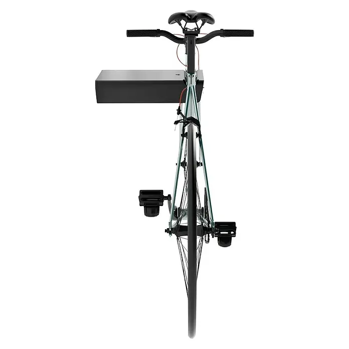 Rei Fahrradhalterung - L x B x H: 365 x 280 x 85 mm - Draufsicht auf ein Fahrrad mit schwarzem Rahmen und einem rechteckigen schwarzen Kasten.