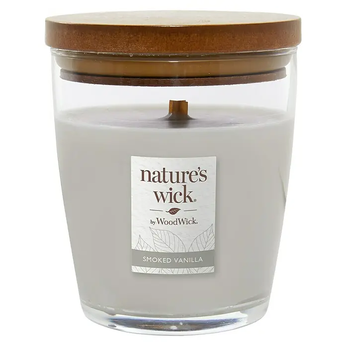Woodwick Nature's Wick Duftkerze - Im Glas, Smoked Vanilla, Anzahl Dochte: 1 Stk. - Ein "Nature's Wick by WoodWick" Duftkerze mit Holzdeckel, die ein "Smoked Vanilla"-Aroma verströmt, für ein gemütliches Ambiente im Haus.