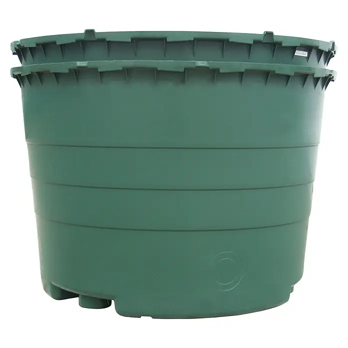 Garantia Basic Line Regentonne - Grün - Grüner, zylindrischer Regenwassertank aus Kunststoff mit gerippter Struktur und abnehmbarem Deckel, ideal für die Gartenbewässerung.