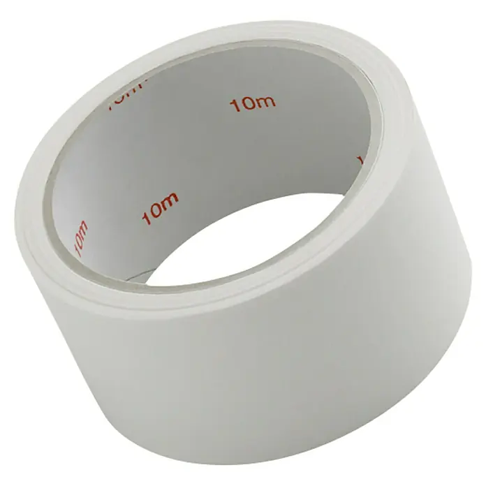 Nmc Noma Fugenband noma®fix - 10 m x 50 mm - Eine Rolle weißes Klebeband, beschriftet mit "10m", schräg aufgenommen vor schwarzem Hintergrund. Ideal für vielfältige Anwendungen im Haushalt und Büro.