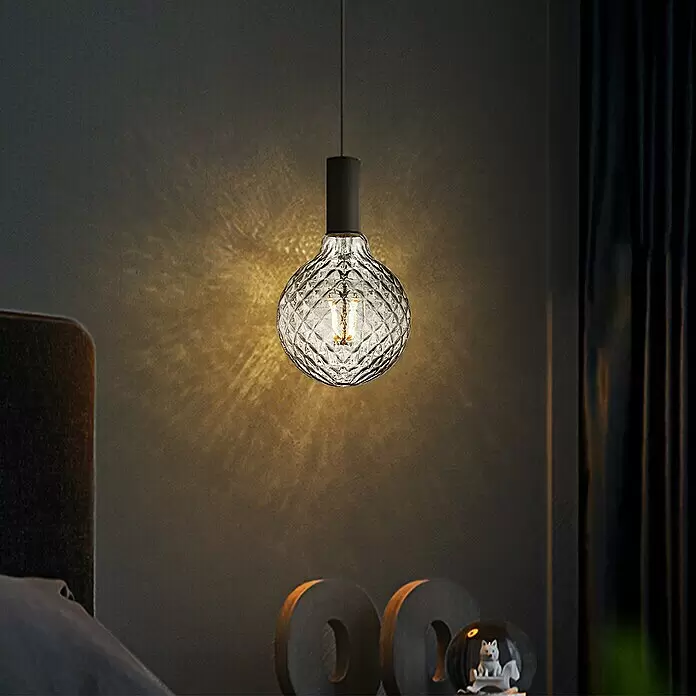 Home Sweet Home LED-Lampe Vintage Globe-Form E27 - E27, Dimmbar, Warmweiß, 40 lm, 4 W - Stimmungsaufnahme