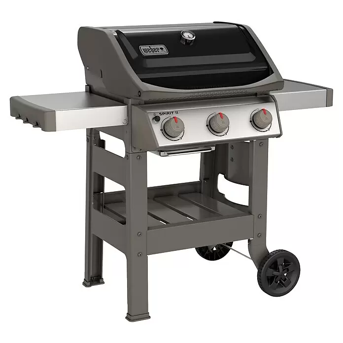 Weber Barbacoa de gas Spirit II E-310 + 7 accesorios - Superficie de la parrilla (An x Pr): 60 x 46 cm, 8,7 kW, Número de quemadores: 3 - Barbacoa de gas Weber Spirit II gris oscuro y negro con tres mandos, mesas laterales y ruedas.