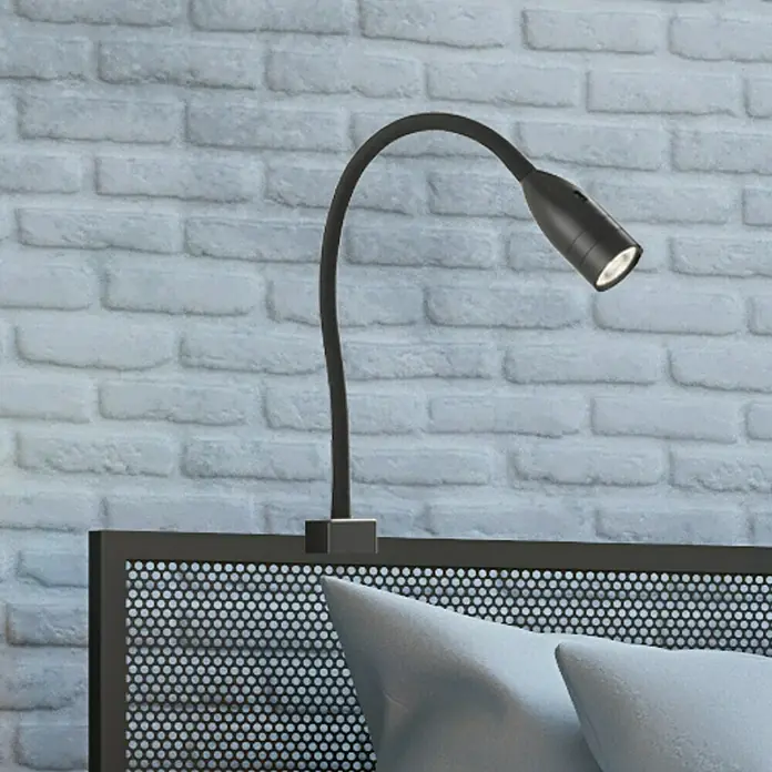 Fischer & Honsel LED-Wandstrahler Sten - 5 W, L x B x H: 40 x 35 x 11 cm, schwarz matt, Warmweiß - Schwarze Klemmlampe, die an einem Kopfteil befestigt ist und ein modernes Designelement darstellt. Ideal zum Lesen im Bett.
