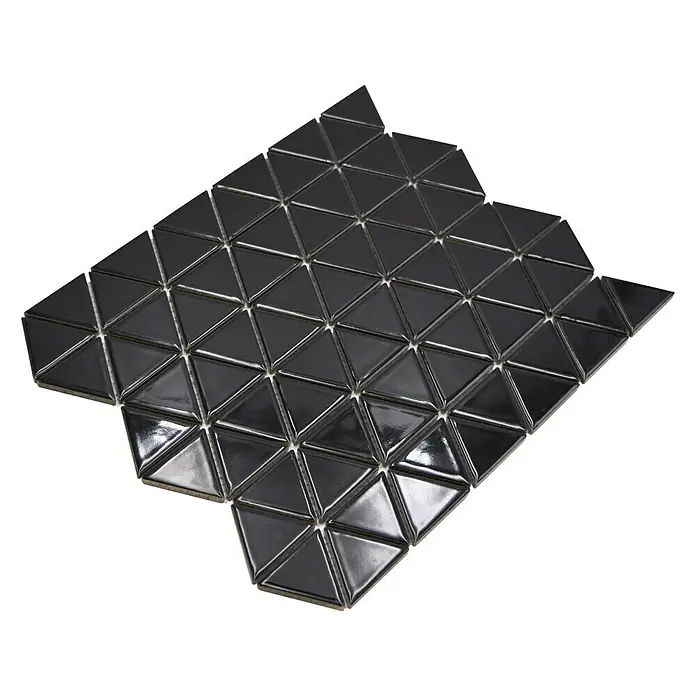 Mosaikfliese Dreieck Uni CG TR 59 - 29,1 x 25,2 cm, Schwarz, Glänzend - Schwarze Dreiecksfliesen für ein modernes Interieur.