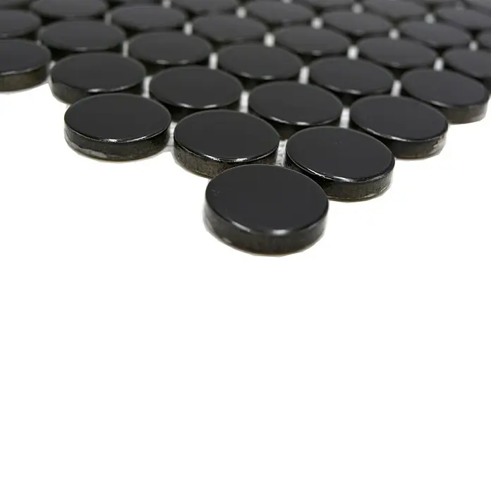 Mosaikfliese Knopf Uni 90G - 33 x 31,2 cm, Schwarz, Glänzend - Schwarze Penny-Fliesen mit glänzender Oberfläche, die ein modernes und stilvolles Designelement für jeden Raum bieten.