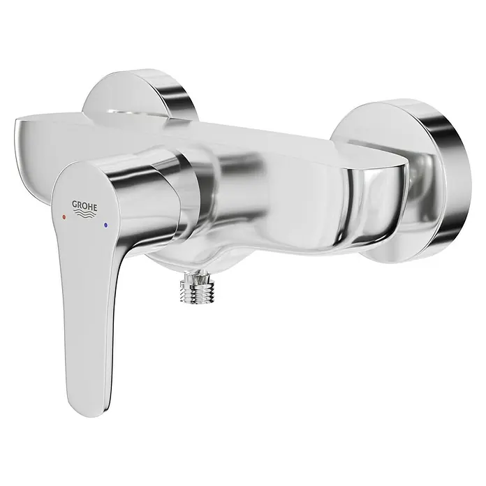 Grohe Eurostyle Cosmopolitan Brausearmatur - Chrom, Glänzend - Nahaufnahme eines glänzenden Grohe-Einhebelmischers mit Temperaturanzeige, ideal für moderne Badezimmer.
