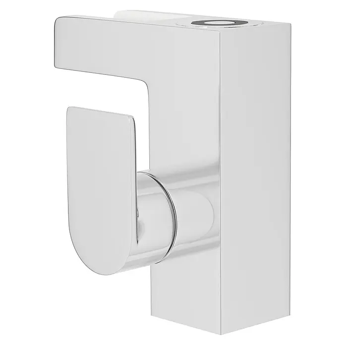 Camargue LED-Waschtischarmatur Ibiza - Chrom, Glänzend - Nahaufnahme eines modernen, verchromten Wandhaken mit einem minimalistischen, eckigen Design. Ideal für Bad oder Küche.