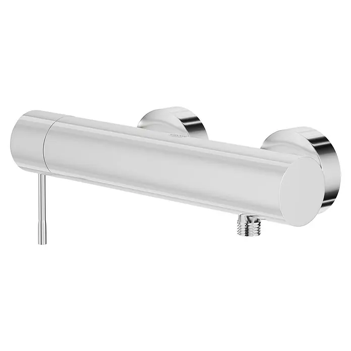 Grohe Essence Brausearmatur - Chrom, Glänzend - Nahaufnahme einer glänzenden, verchromten Duscharmatur mit geraden Linien und zylindrischen Elementen, die modernes Design betont.