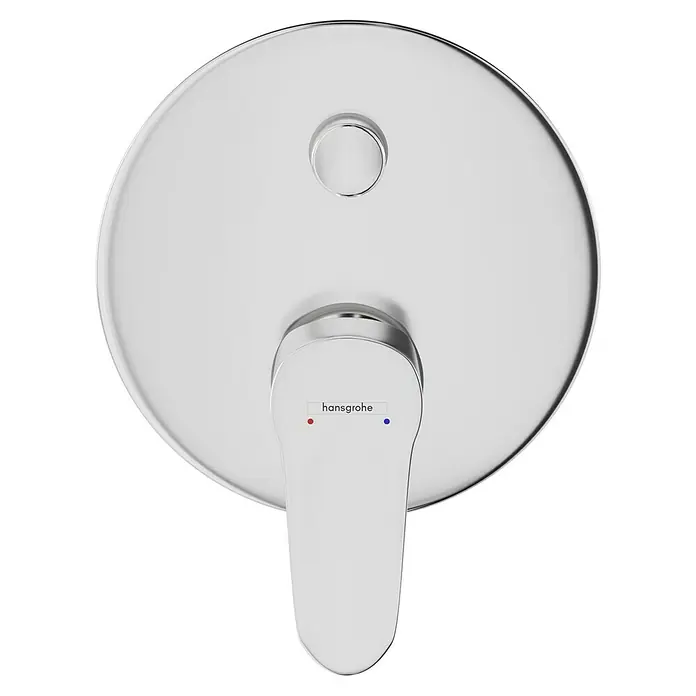 Hansgrohe Focus UP-Badewannenarmatur - Chrom, Glänzend - Nahaufnahme eines Hansgrohe-Einhebelmischers, der durch sein chromfarbenes Design und seine klaren Linien besticht. Perfekt für jedes moderne Bad.