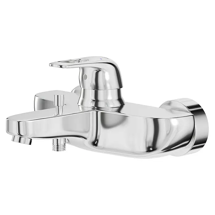 Grohe Eurostyle Badewannenarmatur - Ausladung Armatur: 185 mm, Chrom, Glänzend - Nahaufnahme einer glänzenden Chrom-Badarmatur mit modernem Design und klaren Linien, ideal für stilvolle Badezimmer.