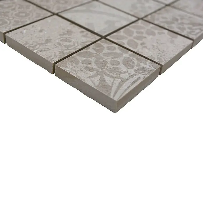 Mosaikfliese Quadrat Blox CSB 48BB1 - 29,8 x 29,8 cm, Beige, Matt - Nahaufnahme von beigen Mosaikfliesen mit floralen Mustern, ideal für stilvolle Wand- und Bodengestaltungen in Innenräumen.