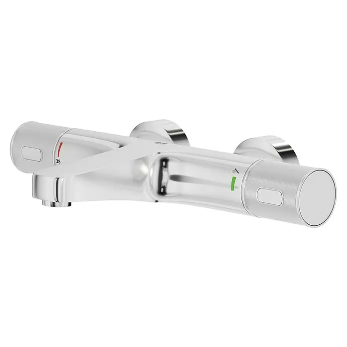 Grohe Precision Feel Wannenthermostat - Chrom, Glänzend - Nahaufnahme eines Grohe Duschthermostats mit Temperaturregler und Wassermengenregler in Chrom. Elegantes Design für moderne Badezimmer.