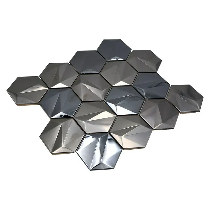 Mosaikfliese Hexagon HXM 60PL - 26,2 x 23 cm, Tungsten Stahl, Glänzend - Ein faszinierendes Bild von metallischen, dreidimensionalen, grauen Sechseckfliesen, die ein modernes und stilvolles Designelement darstellen.