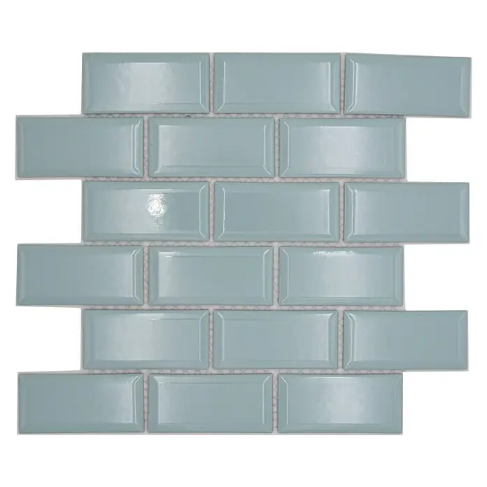 Mosaikfliese Metro Uni CG M17MG - 29,1 x 29,6 cm, mintgrün, Glänzend - Hellblaue, glänzende Mosaikfliesen im rechteckigen Format. Ideal für stilvolle Akzente in Bad oder Küche.
