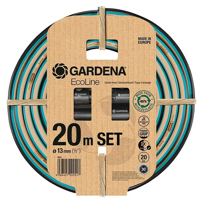 Gardena EcoLine Gartenschlauch Set - 20 m, Ausstattung: Anschlussstücke - Abbildung einer GARDENA EcoLine Gartenschlauch-Garnitur (20 m, Ø 13 mm), hergestellt in Europa, mit über 65 % recyceltem Kunststoff.