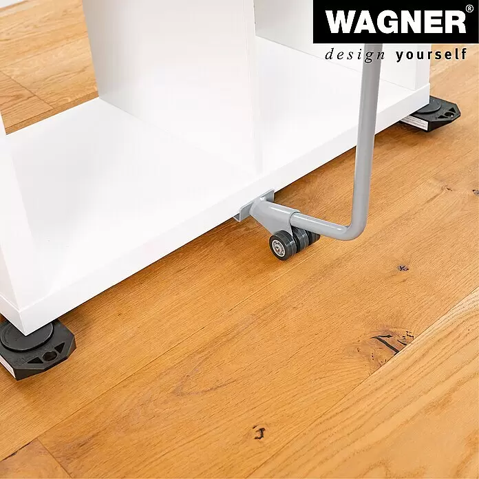 Wagner System Transportroller Möbelheber mit Schaufel - Traglast: 150 kg, Stahl - Weißes Möbelstück wird mit einem grauen Hebewerkzeug auf schwarze Möbelroller auf Holzboden gehoben.