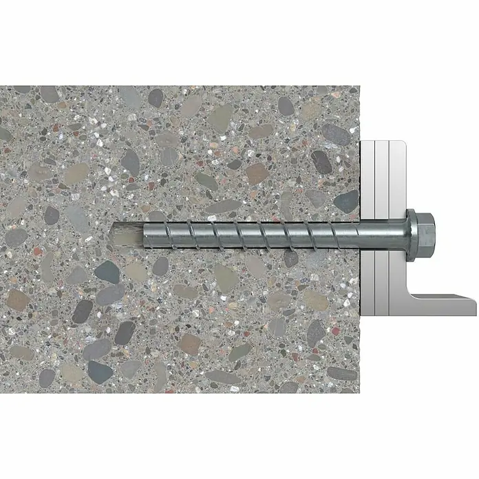 Fischer Surtido de tacos y tornillos Duoline - 91 pzs. - Primer plano de un anclaje de tornillo para concreto asegurado en una pared de concreto con un soporte en L, que muestra una fijación segura.