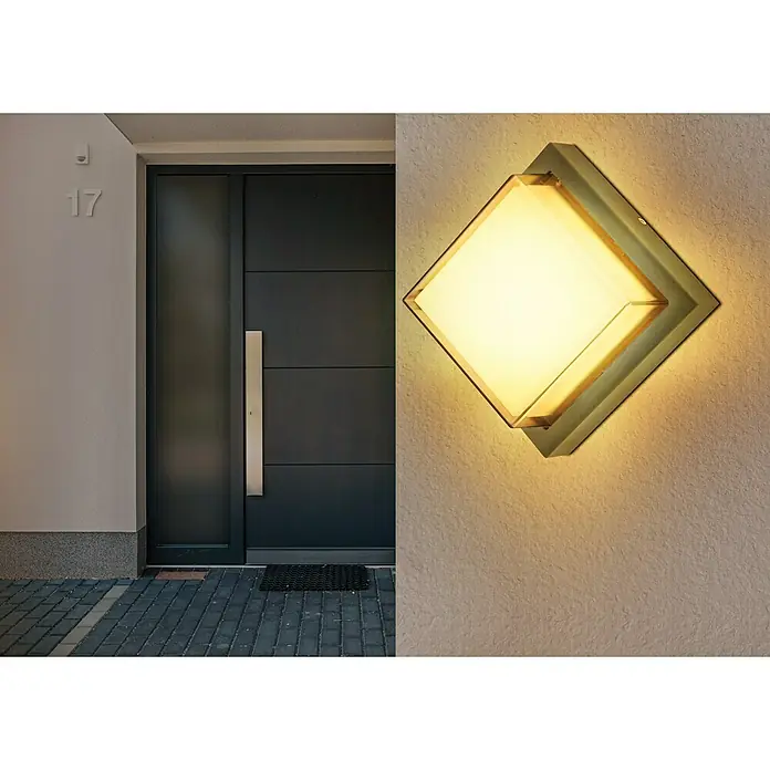 Globo LED-Außenwandleuchte Jalla - 12 W, Grau, IP54 - Elegante Außenleuchte im Diamantdesign neben einer modernen Haustür mit der Hausnummer 17.