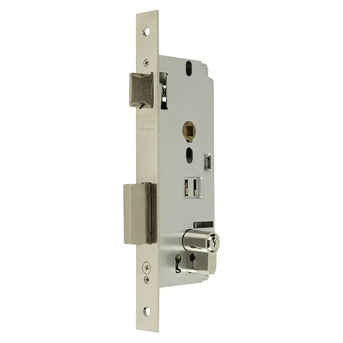 MCM Cerradura de embutir 1601R - An x Al: 23 x 240 mm, Níquel - Detalle de una cerradura de embutir ACM, conocida por su alta calidad y seguridad. Perfecta para puertas modernas.