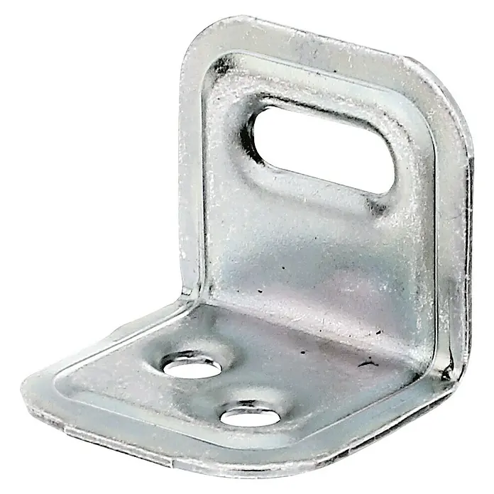 Stabilit Escuadra regulable - L x An x Al: 25 x 30 x 1 mm, Acero, Zincado - Primer plano de un soporte de mueble plateado y angular con orificios de montaje sobre un fondo negro.