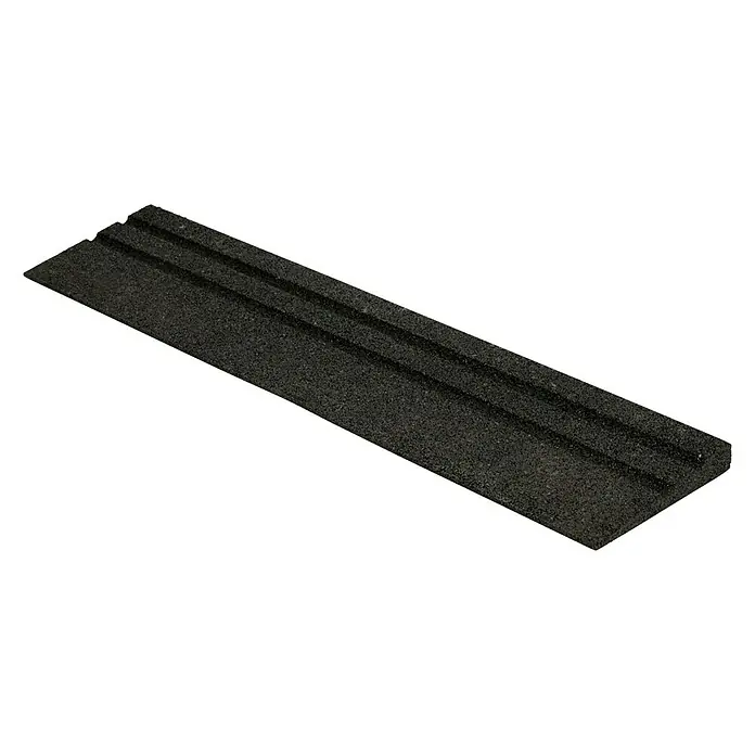 Gum-tech Auffahrrampe - Schwarz, 100 x 25 x 4,5 cm - Schwarze Gummirampe mit zwei Rillen zur Erleichterung des Zugangs für Rollstühle und andere Mobilitätshilfen.