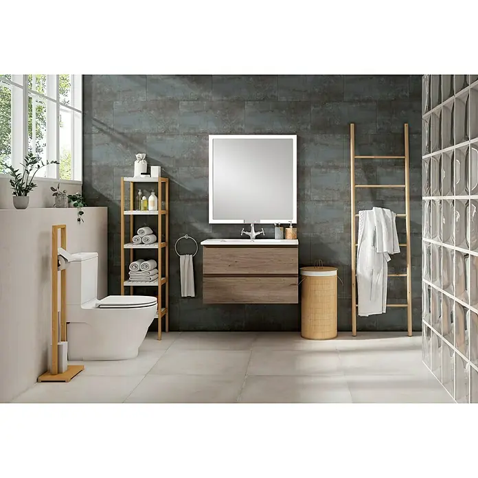 Camargue Espejo con luz Yves - An x Al: 80 x 80 cm - Un baño moderno con un tocador de madera con espejo iluminado, una estantería con toallas y un inodoro.