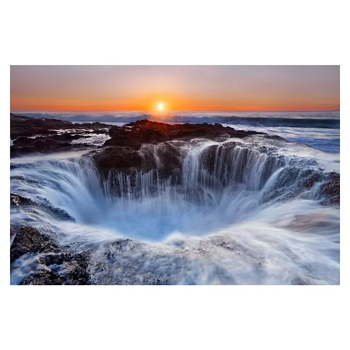 Papermoon Premium collection Fototapete Thorsa - B x H: 250 x 186 cm, Vlies - Atemberaubender Thor's Brunnen bei Sonnenuntergang. Mystische Kraft der Natur, die das Wasser in die Tiefe zieht. Magischer Anblick!