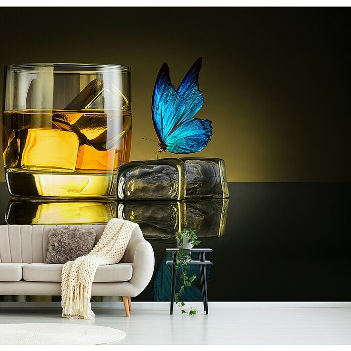 Papermoon Premium collection Fototapete Schmetterling und Whisky on Ice (B x H: 350 x 260 cm, Vlies) | BAUHAUS