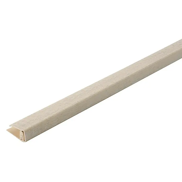 Grosfillex Perfil de cierre en U Datcha - L x An x Al: 260 x 2 x 1,1 cm, Gris - Primer plano de una tira de conducto de cable de plástico color crema, ideal para la colocación de cables en interiores y para una apariencia ordenada.