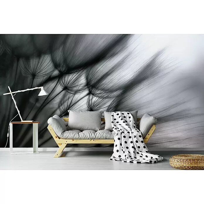 Papermoon Premium collection Fototapete Pusteblume Durchsch. - B x H: 200 x 149 cm, Vlies - Schwarz-weiß Pusteblumen-Wandbild in einem modernen Wohnzimmerambiente.