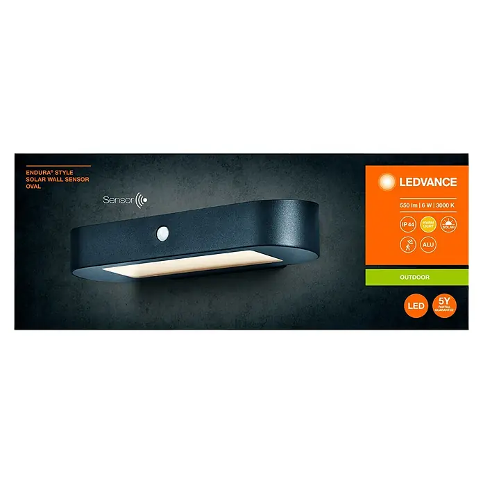 Ledvance Solar-Außenwandleuchte Endura Solar Oval Wall - 6 W, L x B x H: 34 x 12,5 x 6 cm, Schwarz, IP44, 540 lm - Abgebildet ist eine LEDVANCE Endura Style Solar Wandleuchte Oval mit Sensor. Sie ist ideal für den Außenbereich und bietet warmweißes Licht.