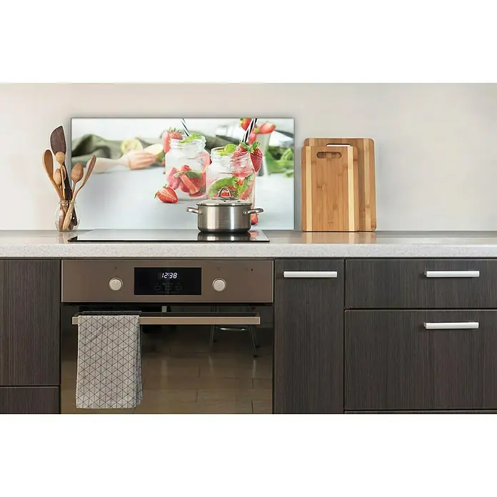 CUCINE Küchenrückwand - Strawberry Lemonade, 80 x 40 cm, Stärke: 6 mm, Einscheibensicherheitsglas (ESG) - Küchenrückwand mit einem erfrischenden Erdbeer-Minz-Drink-Motiv, das die Küchenatmosphäre belebt und einen Hauch von Sommer verleiht.