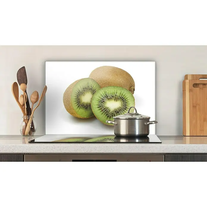 CUCINE Küchenrückwand - Chinese Gooseberry, 60 x 40 cm, Stärke: 6 mm, Einscheibensicherheitsglas (ESG) - Ein dekoratives Küchenrückwandbild mit Kiwis und einem Kochtopf verleiht der Küche eine frische und moderne Note.