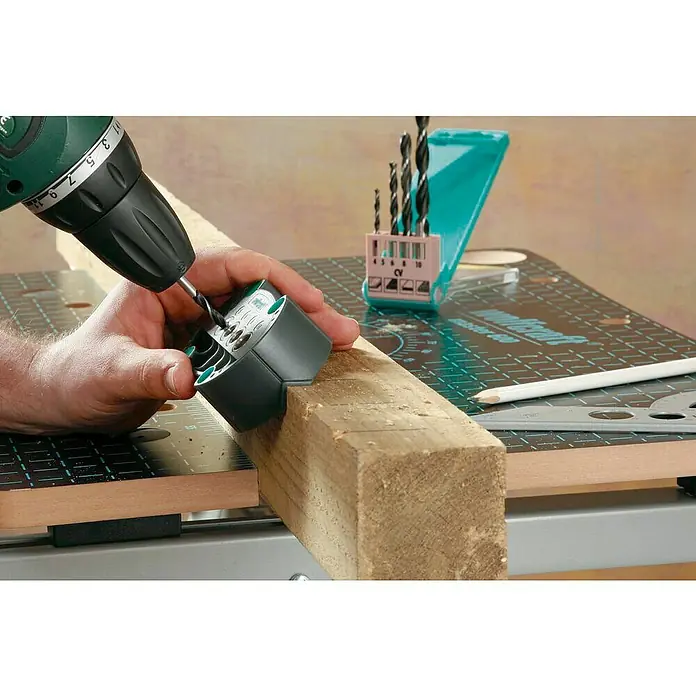Wolfcraft Bohrhilfe - Durchmesser Bohrer: 4 mm - 10 mm - Präzises Bohren mit dem Wolfcraft Bohrmaster: Perfekt für exakte Löcher in Holz, dank der praktischen Bohrhilfe.