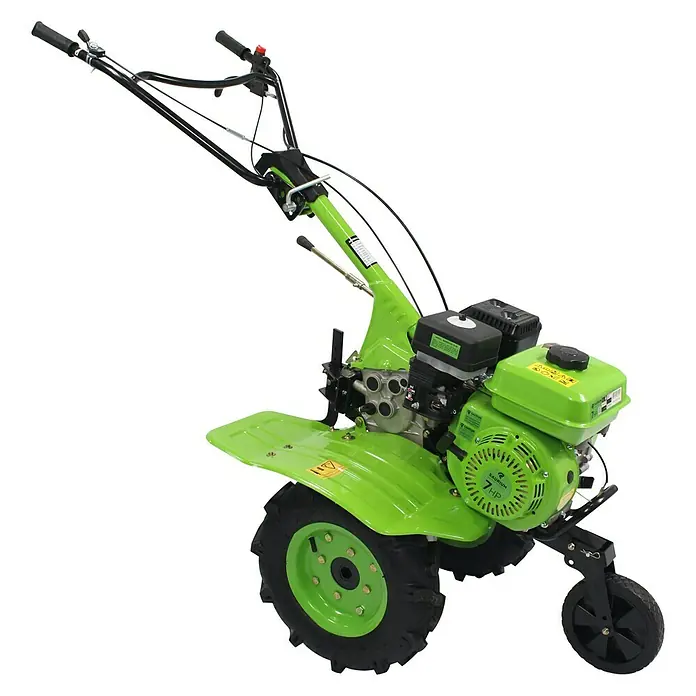 Azada de gasolina 7CV-210CC - 5,2 kW, 4 tiempos, Recomendación máxima de superficie: 1.500 m² - Motoazada verde para jardinería, equipada con un potente motor de 7 HP y ruedas robustas para fácil maniobrabilidad.